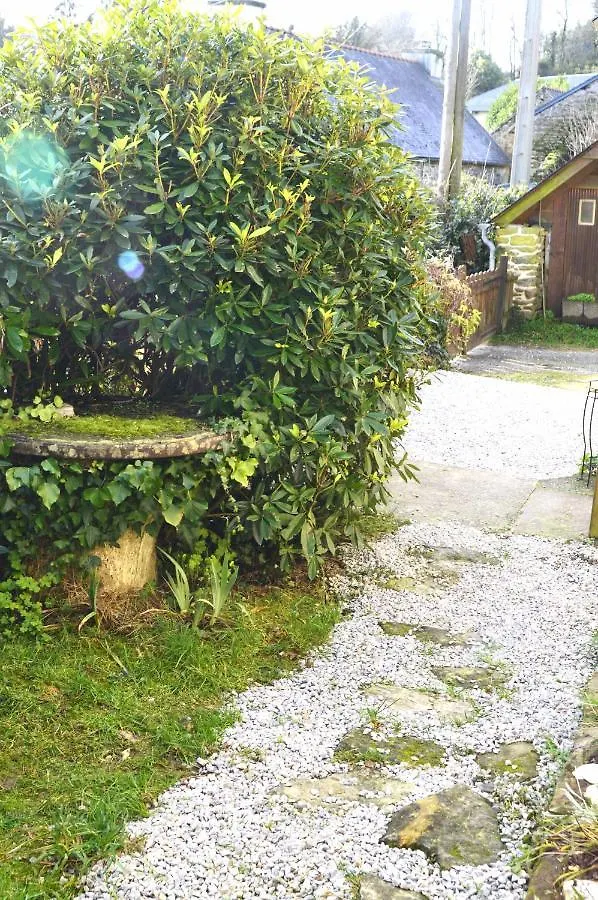 Gites Breton An Douar Menez Gourin