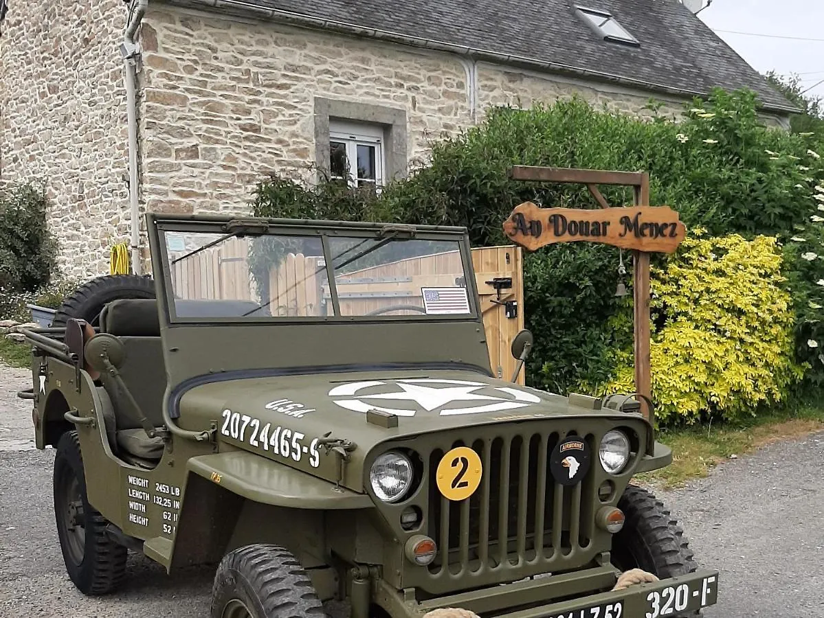 Gites Breton An Douar Menez Gourin 0*,  France